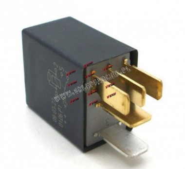 PRZEKANIK MICRO 12V 20/10A 5/S /BOSCH/